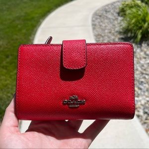 Coach Medium Zip Wallet